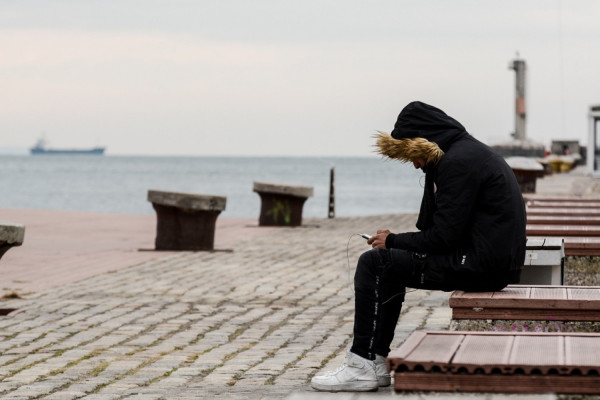 Εκτακτο δελτίο καιρού: Ερχεται διήμερο κακοκαιρίας με παγωνιά, θυελλώδεις ανέμους και χιόνια