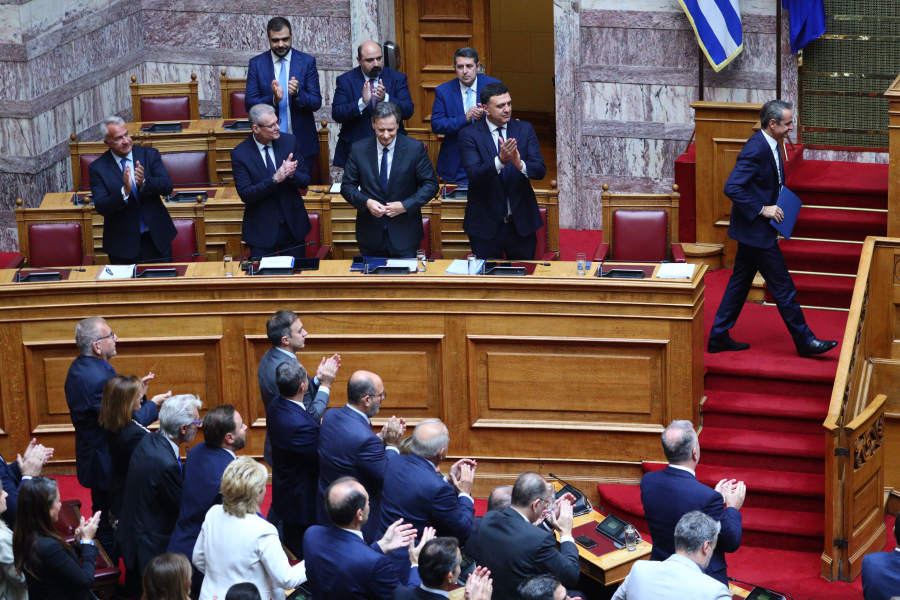 Θύελλα για Τριαντόπουλο – Ο Μητσοτάκης έλεγε «μην κλείσετε την Προανακριτική χωρίς να έλθουν όλα στο φως»