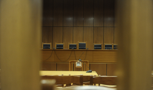 Λαμία: Κάθειρξη 15 ετών χωρίς αναστολή σε 43χρονο που βίαζε την ανήλικη κόρη του