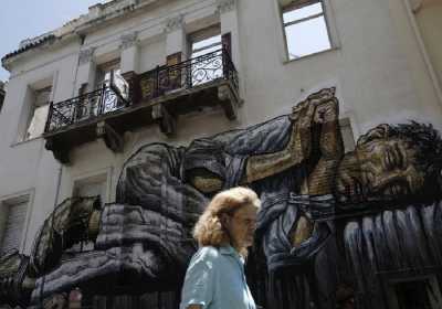 «Γεμίζουν» τα κρατικά ταμεία, «γονατίζουν» οι πολίτες τις επόμενες 20 μέρες