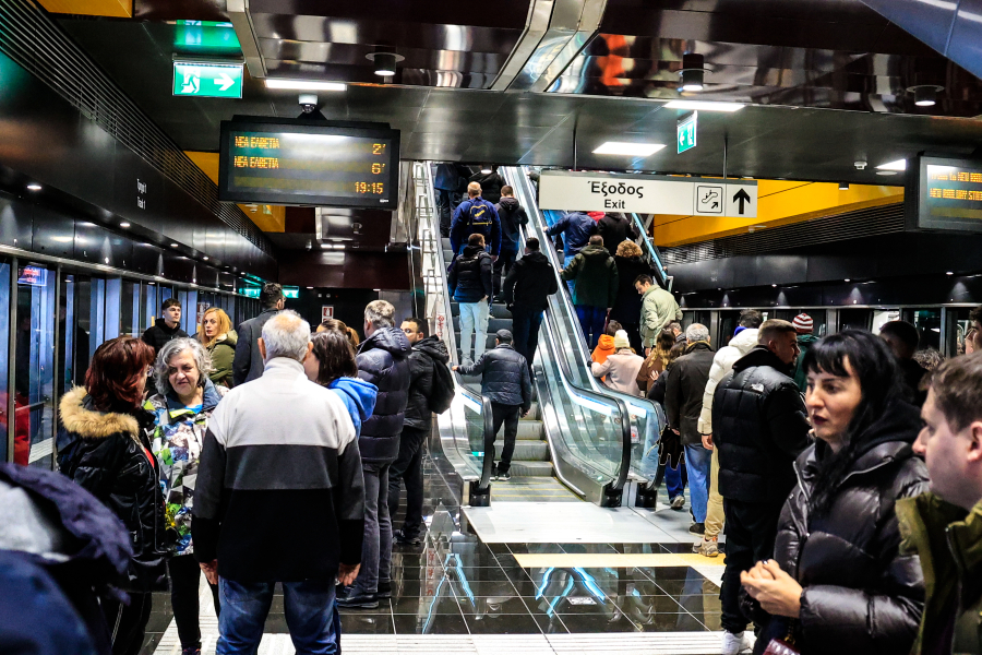 Γιορτινά Σάββατα με 24ωρο Μετρό στη Θεσσαλονίκη