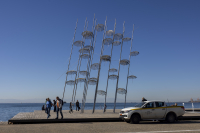 Οι διάσημες 18 «Ομπρέλες» επιστρέφουν στη Νέα Παραλία