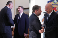 Συνάντηση Ανδρουλάκη με Γεραπετρίτη και Δένδια: «Ο εκάστοτε ένοικος του Μαξίμου δεν αρκεί να σηκώνει τα τηλέφωνα στις 3 το πρωί»
