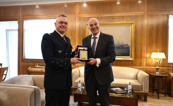 Συνάντηση Δένδια με τον Ανώτατο Συμμαχικό Διοικητή Μετασχηματισμού του ΝΑΤΟ