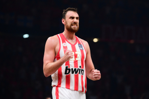Παναθηναϊκός: Πρόταση 9 εκατ. ευρώ στον Μιλουτίνοφ