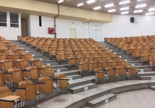 Φιλοσοφική ΕΚΠΑ για διαγραφές αιώνιων φοιτητών: Εκτός μητρώων τεταρτοετείς του 2022