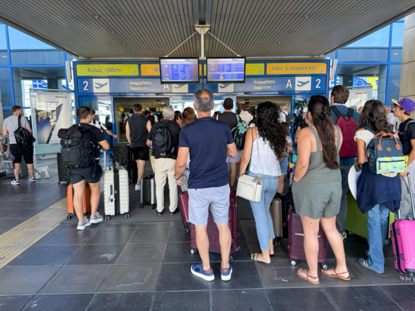 Οι Έλληνες επιλέγουν ολοένα και περισσότερο ταξίδια σε προορισμούς του εξωτερικού