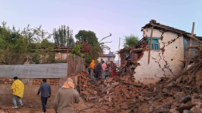 Σεισμός 6,4 Ρίχτερ στο Νεπάλ: Πάνω από 130 οι νεκροί και δεκάδες τραυματίες