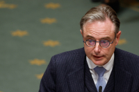 «Βόμβα» Ευρωπαίων στο Politico: Το Βέλγιο «καταχράται» τα έσοδα από τα παγωμένα ρωσικά κεφάλαια