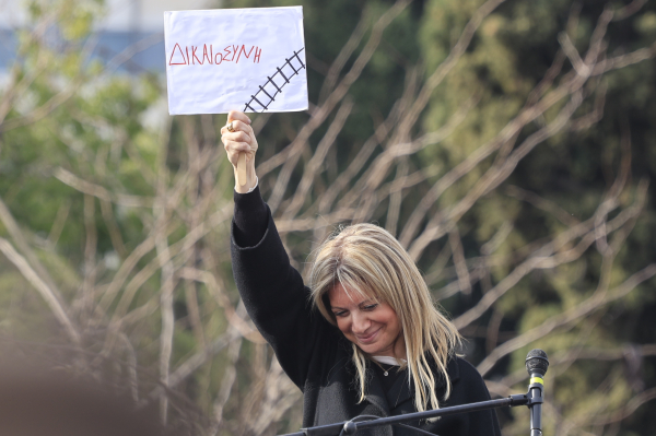 Διχασμός για την Καρυστιανού στην ομογένεια