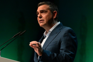 Τσίπρας: Αντίπαλος ο Μητσοτάκης και όχι ο Ανδρουλάκης
