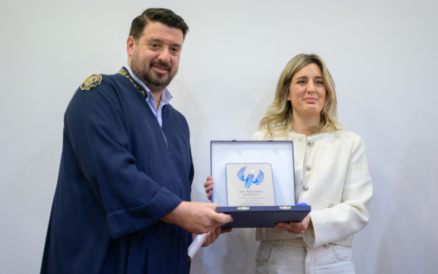 Η Ποτοποιία Πλωμαρίου Ισίδωρος Αρβανίτης βραβεύει φοιτητή του Παν. Αιγαίου για την αριστεία του