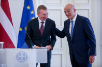 Δένδιας σε συνάντηση με Λετονό ΥΠΕΞ: «Τα όργανα του ΝΑΤΟ πρέπει να σέβονται το σύνολο των συμμάχων»