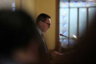 Στουρνάρας: Απαιτούνται σύγχρονο φορολογικό σύστημα και μείωση του μη μισθολογικού κόστους