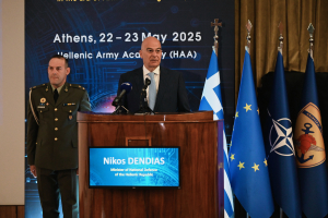 Βαριές αιχμές Δένδια: Κανονισμός της «Κερκόπορτας» ο μηχανισμός SAFE - Αιχμές κατά Ευρωπαίων και Τουρκίας