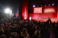 Συνέδριο ΣΥΡΙΖΑ: Τοξική τελετουργία διάσπασης σε ζωντανή μετάδοση