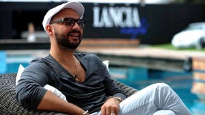Παραμένει σε κατ' οίκον περιορισμό γνωστός Ρώσος σκηνοθέτης