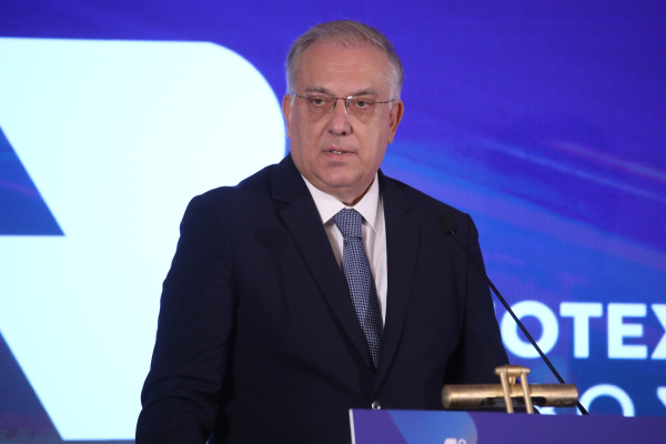 Θεοδωρικάκος: Εορταστικό πακέτο στα σούπερ μάρκετ με προϊόντα που αγοράζουμε όλοι στις γιορτές
