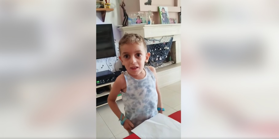 Ο Παναγιώτης Ραφαήλ αποφοίτησε από την Α Δημοτικού και μας εύχεται «καλό καλοκαίρι»