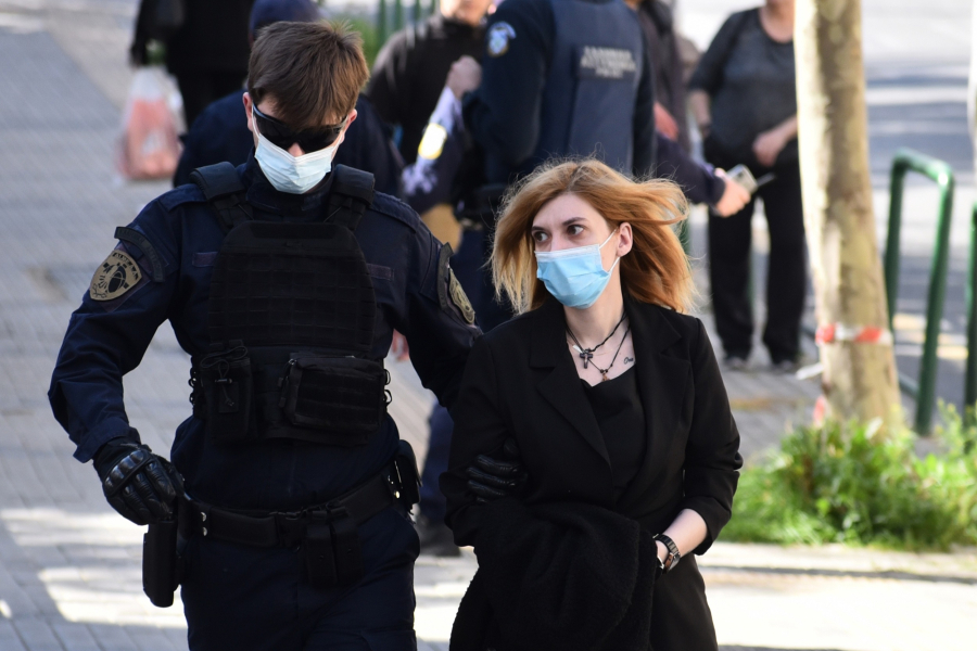 Δίκη Πισπιρίγκου: «Από πίεση οι εκδορές στο πρόσωπο της Μαλένας, προκλήθηκαν με γυμνά νύχια»