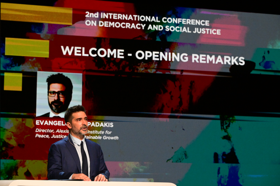 Βαγγέλης Καλπαδάκης: «Αναγκαίο να μιλήσουμε για τη Δημοκρατία και την Κοινωνική Δικαιοσύνη και στις δύο πλευρές του Ατλαντικού»