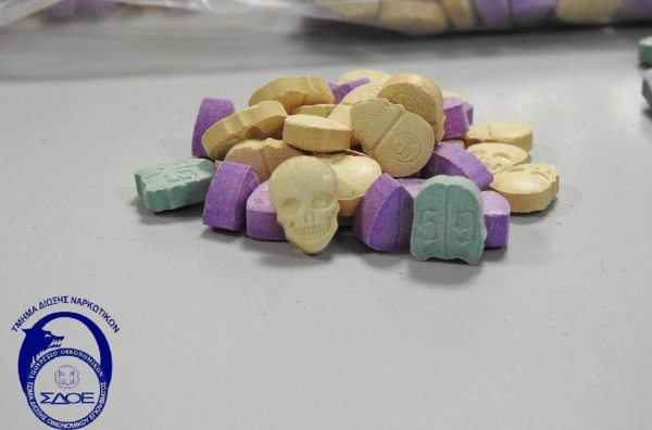 Κοκαΐνη, ηρωίνη και έκσταση σε... ταχυδρομικά δέματα κατέσχεσε το ΣΔΟΕ (εικόνες)