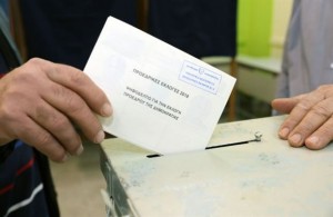 Exit Poll κυπριακών εκλογών: Προηγείται ο Ν. Αναστασιάδης σύμφωνα με τα πρώτα αποτελέσματα