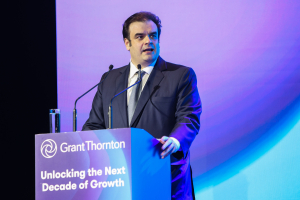 Πιερρακάκης: «Η Ελλάδα του 2026 δεν είναι η Ελλάδα του 2019» – Επένδυση στη δημιουργία, όχι στην κατανάλωση