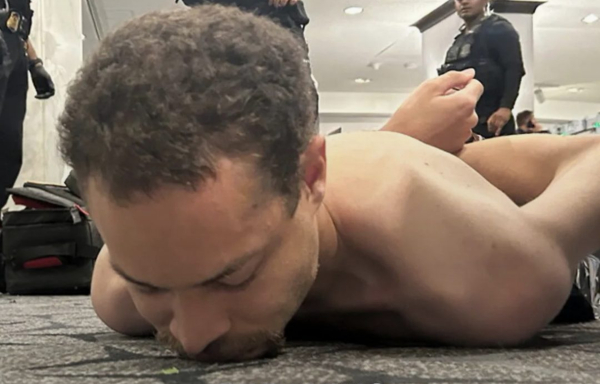 Πυροβολισμοί στην Ουάσιγκτον: Ποιος είναι ο Κόουλ Άλεν, ο δάσκαλος που άνοιξε πυρ στο δείπνο