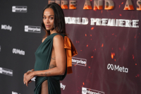 Η Ζόε Σαλντάνα «εκθρόνισε» τη Σκάρλετ Γιόχανσον