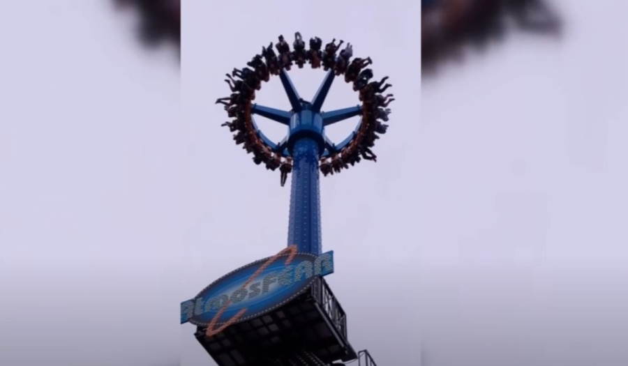 Λούνα παρκ του τρόμου στις ΗΠΑ: Κρέμονταν επί μισή ώρα ανάποδα στο κενό!