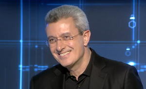 Νίκος Χατζηνικολάου: Ο Μπράντυ έφαγε την καρέκλα – Η επική αντίδραση του δημοσιογράφου