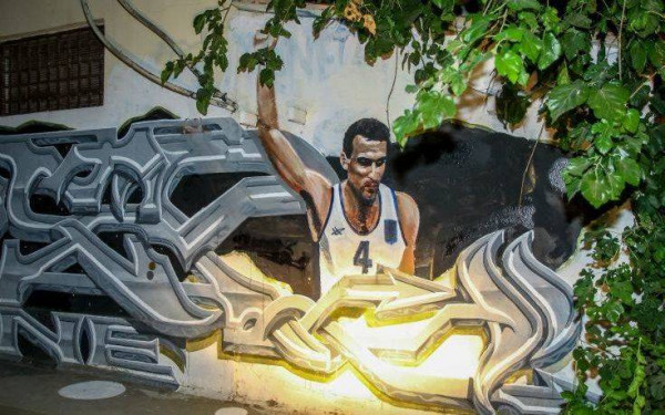 Βανδάλισαν ξανά το γκράφιτι του Γκάλη