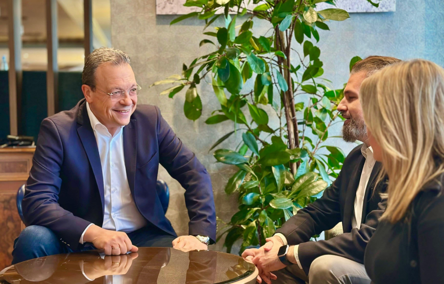 Ακολουθούν και άλλοι