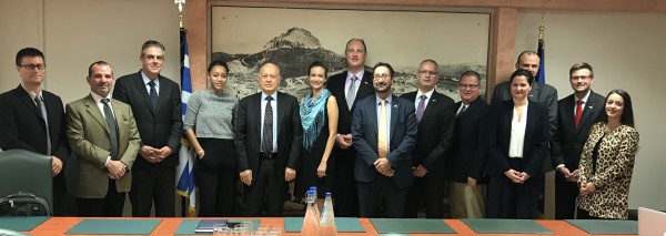 Με αμερικανική επιχειρηματική αποστολή συναντήθηκε ο Δ. Παπαδημητρίου