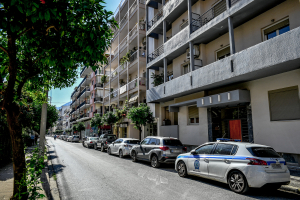 Γυναικοκτονία στην Καλαμάτα: Η ΕΛ.ΑΣ. διαψεύδει πληροφορίες για παλαιότερες καταγγελίες ενδοοικογενειακής βίας