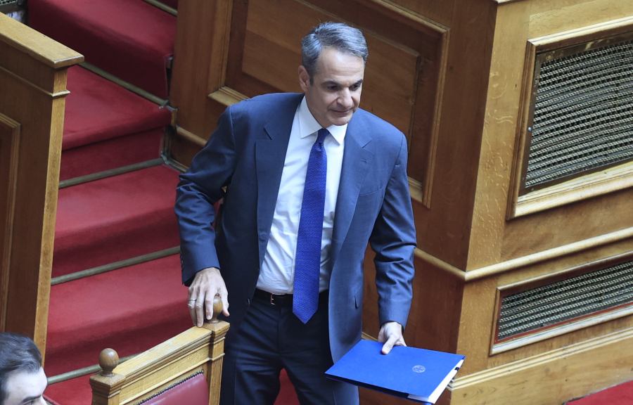 Προς αποχή η ΝΔ από τις ψηφοφορίες για την Προανακριτική; Φοβάται απώλειες βουλευτών της