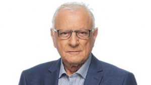 Η ΕΣΗΕΑ αποχαιρετά τον Κώστα Χαρδαβέλλα: «Yπήρξε ακατάβλητος ρεπόρτερ και δάσκαλος για δεκάδες»