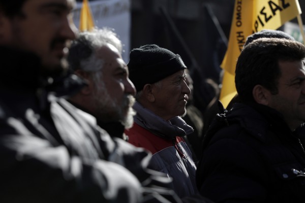 «Επιστροφή» εισφορών από τον ΕΦΚΑ σε 400.000 ασφαλισμένους λόγω λάθους