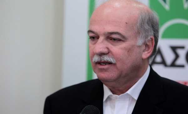 O Γιώργος Φλωρίδης στα κεντρικά γραφεία του ΠΑΣΟΚ, Τετάρτη 7 Ιανουαρίου 2015. ΑΠΕ-ΜΠΕ/Παντελής Σαίτας