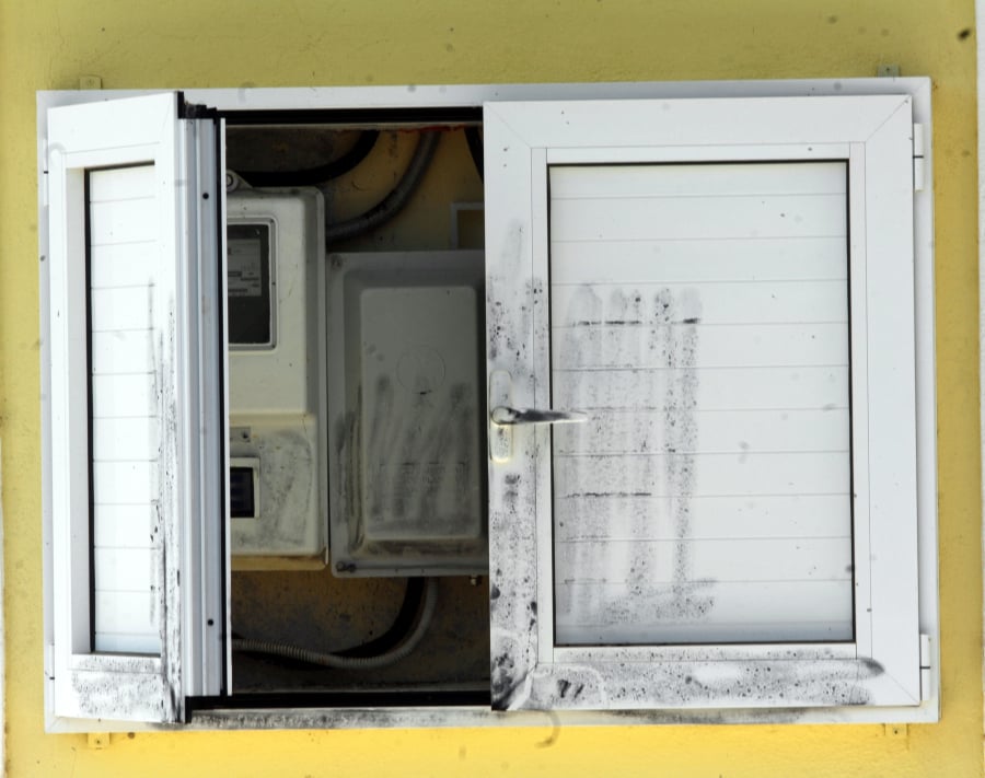 Ανοίγει η πλατφόρμα επιδότησης ρεύματος για μικρομεσαίες επιχειρήσεις