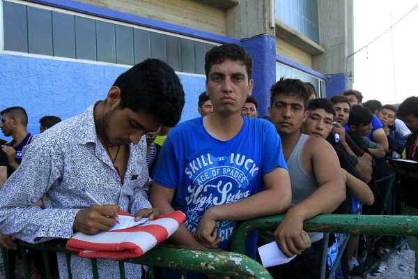 Στα Γιάννενα από την Κοζάνη μεταφέρονται περίπου 250 πρόσφυγες
