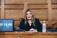 Η Συρεγγέλα κινείται νομικά κατά της Κωνσταντοπούλου: Με συκοφαντεί και με εξυβρίζει καθημερινά