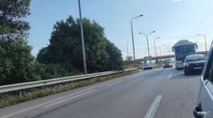 Θεσσαλονίκη: Οδηγός έκανε όπισθεν στην εθνική οδό για να αποφύγει το μποτιλιάρισμα