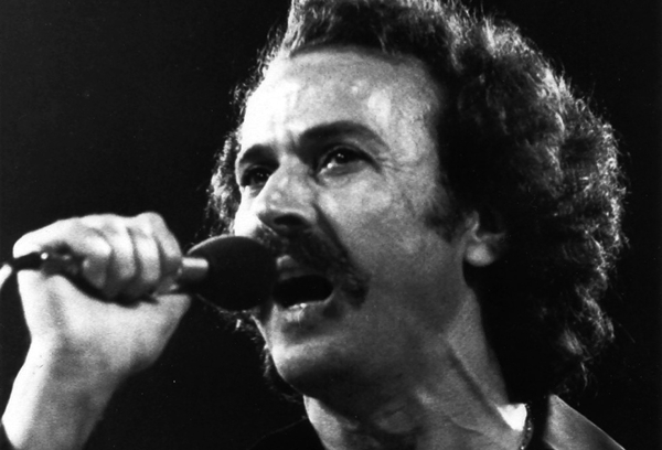 Η ζωή και το έργο του Νίκου Ξυλούρη για πρώτη φορά στο θέατρο - Ποιος θα τον ενσαρκώσει