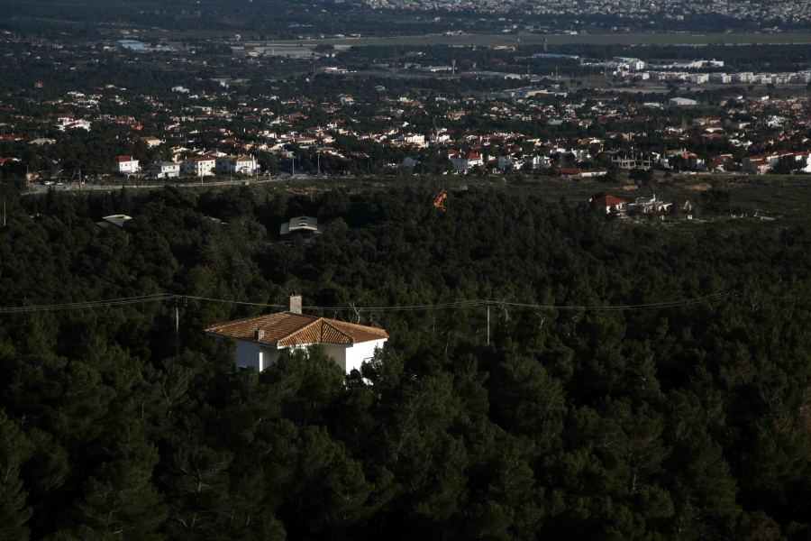 «Τέλος» στο πρόβλημα με τα καταπατημένα ακίνητα: Νομιμοποιούνται 70.000, ποιοι μπορούν να τα εξαγοράσουν