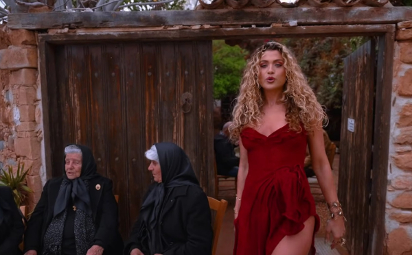 Eurovision 2026: Η γιαγιά της Antigoni χορεύει το «Jalla» και γίνεται viral (Βίντεο)