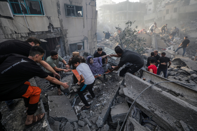 Πόλεμος στη Γάζα: Ξεκληρίστηκε σε βομβαρδισμό η οικογένεια ανταποκριτή του Al Jazeera