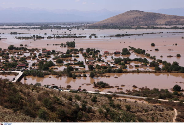 Απόλυτη καταστροφή: Ο θεσσαλικός... βάλτος από δορυφόρο - Ο αριθμός των νεκρών και η ανησυχία για επιδημίες