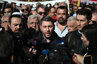 Το ΠΑΣΟΚ δηλώνει «παρών» στις απεργιακές συγκεντρώσεις (Βίντεο)